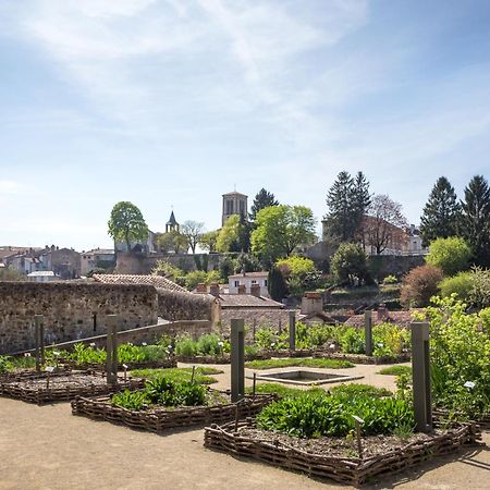 Petite Maison Medievale Parthenay Eksteriør billede
