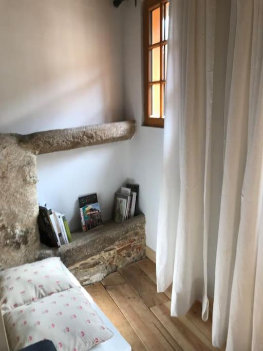 Petite Maison Medievale Parthenay Eksteriør billede