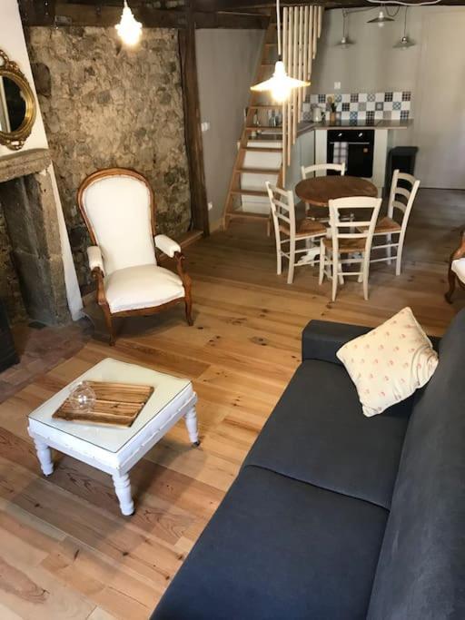 Petite Maison Medievale Parthenay Eksteriør billede