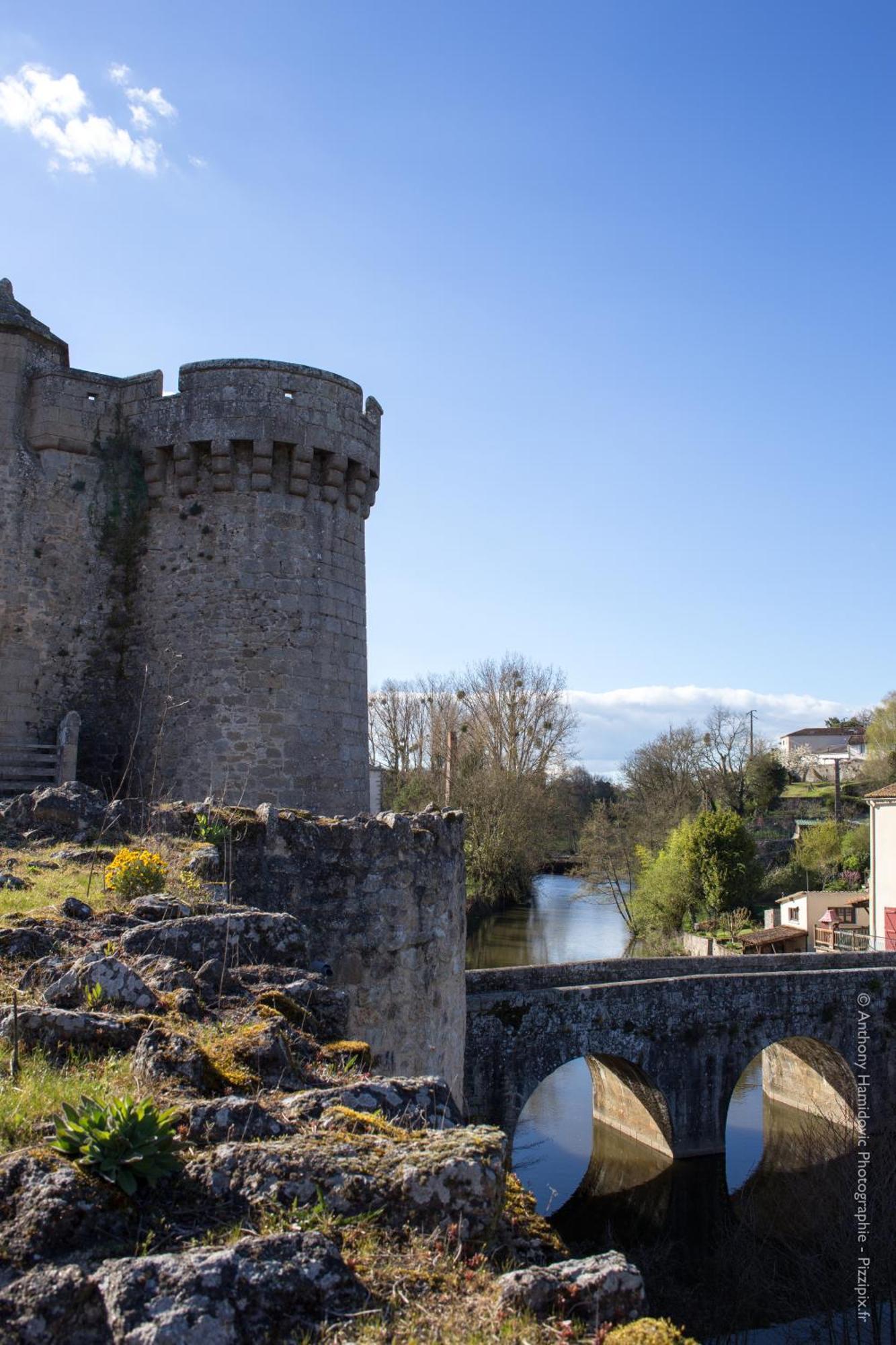 Petite Maison Medievale Parthenay Eksteriør billede